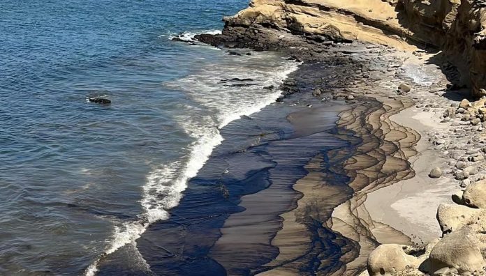 Declaran emergencia ambiental en Talara tras derrame de petróleo Declaran emergencia ambiental en Talara tras derrame de petróleo